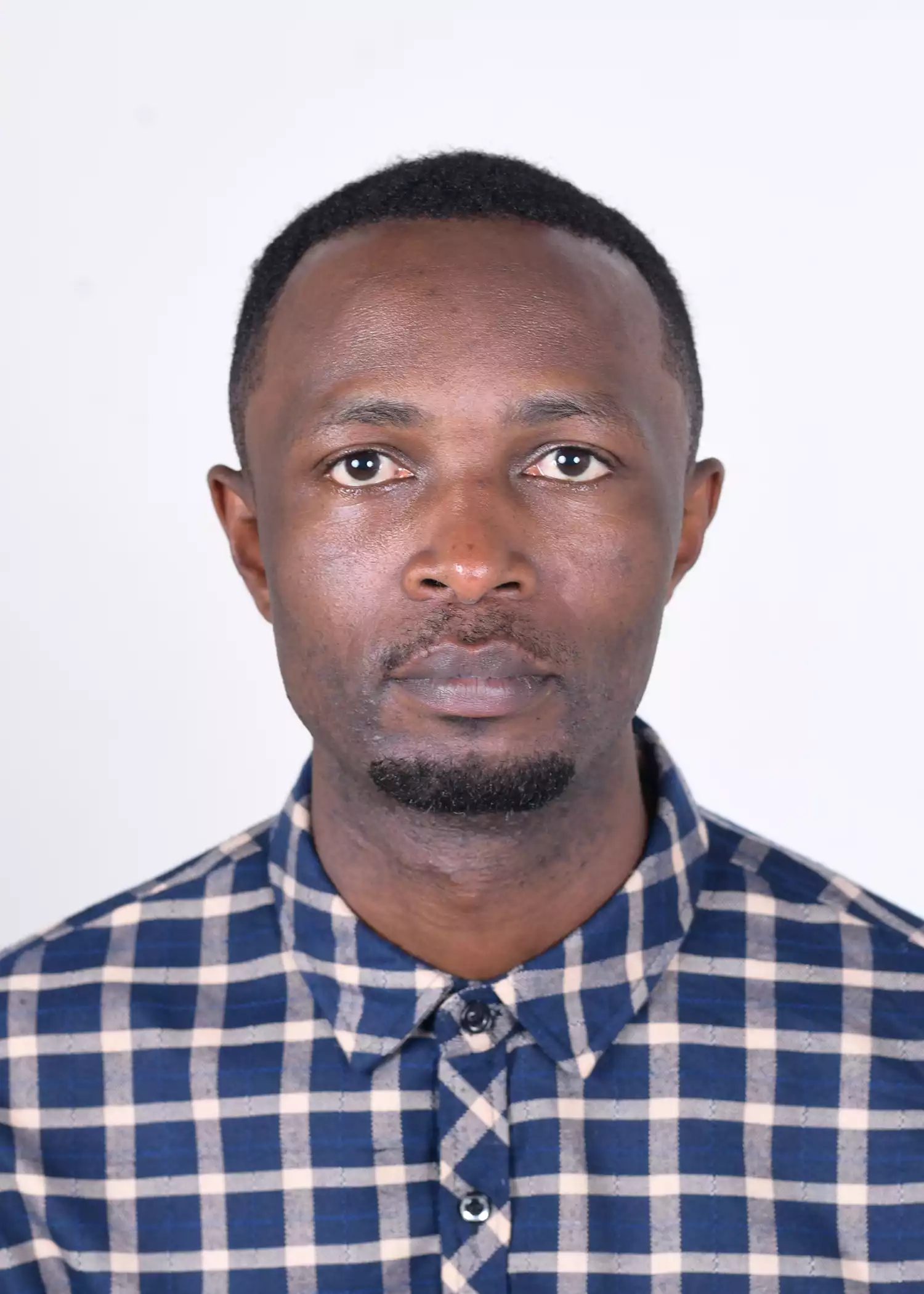 KWIZERA Ibrahim - FILM DIRECTOR AND CINEMATOGRAPHER